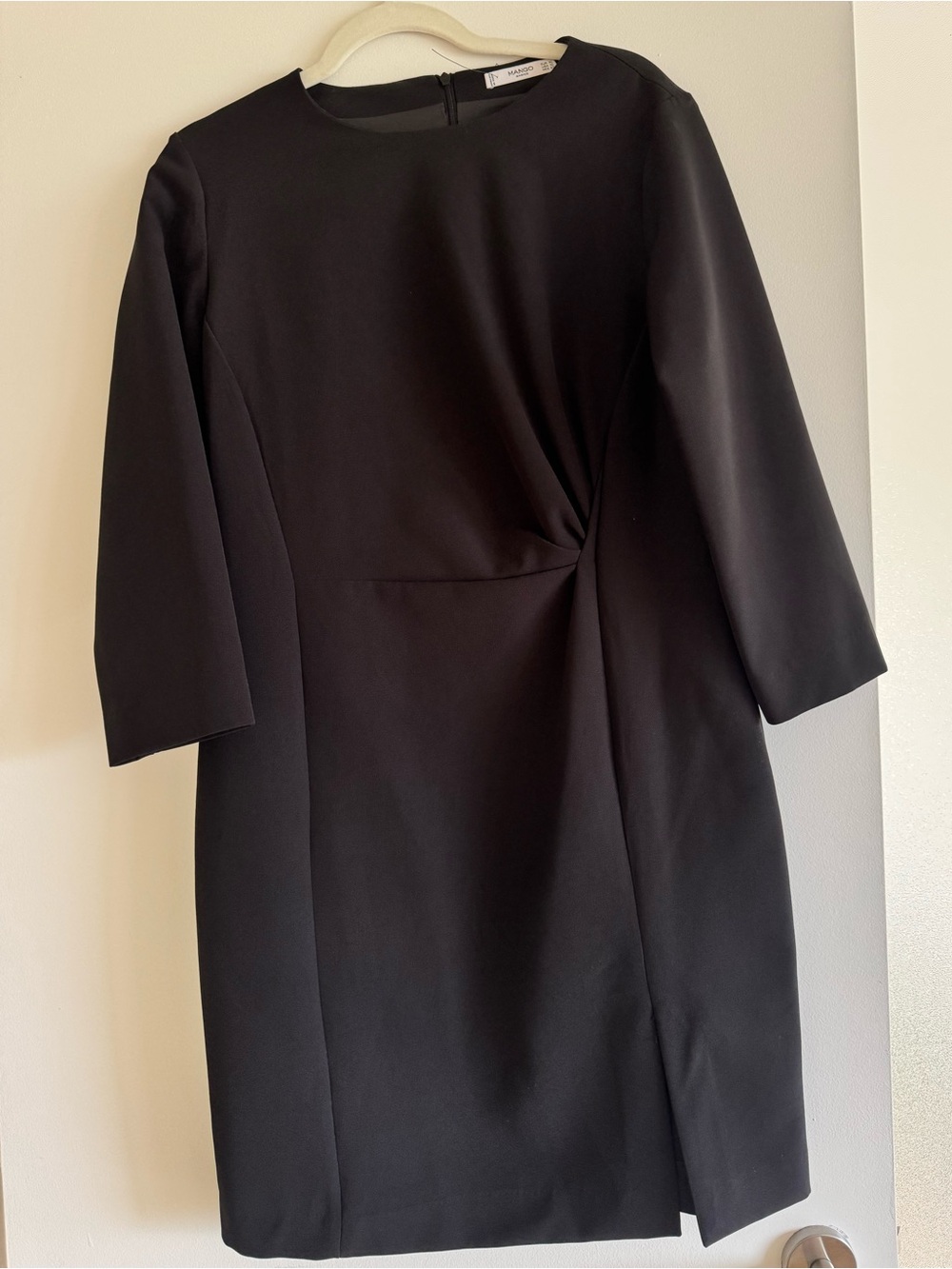 NWOT MANGO BLACK STRUCTURED DRESS IS TWIST SIZE XL